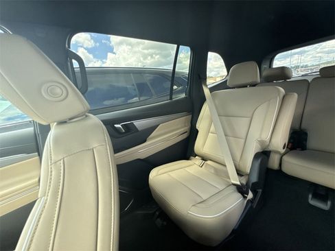 New 2026 Buick Enclave Preferred w/ Power Package image 12