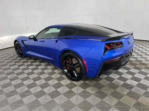Used 2019 Chevrolet Corvette Stingray Coupe w/ 1LT RWD image 4