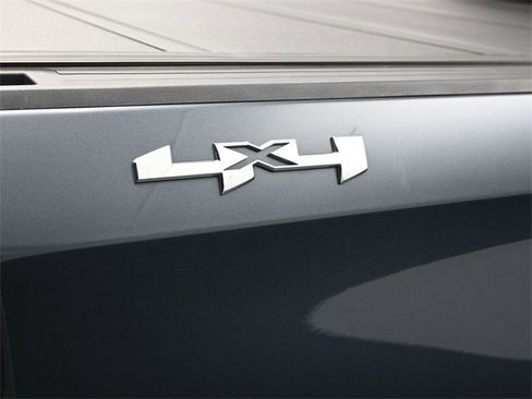 Used 2019 GMC Sierra 1500 Base w/ 1SA Driver Alert Package I image 16