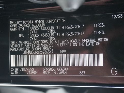 Used 2024 Toyota 4Runner SR5 AWD/4WD image 28