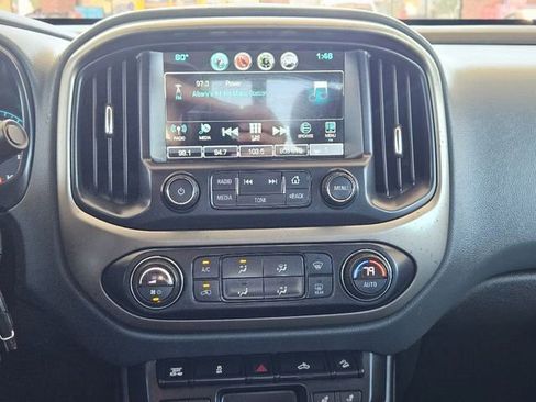 Used 2017 Chevrolet Colorado Z71 image 22