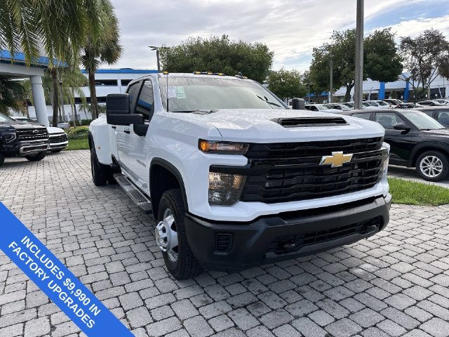 Used 2026 Chevrolet Silverado 3500 W/T AWD/4WD image 17