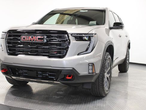 New 2026 GMC Acadia AT4 image 3