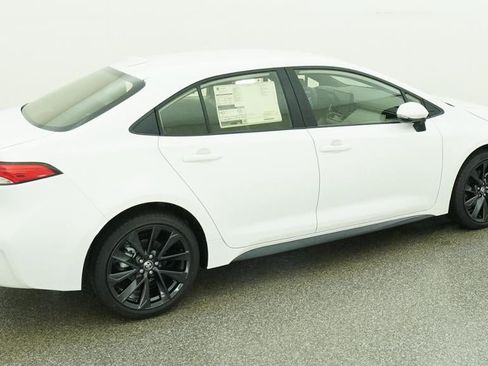 New 2026 Toyota Corolla SE FWD image 10