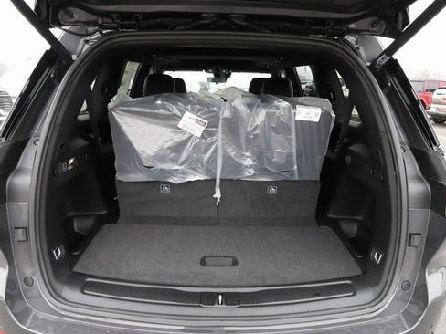 New 2025 Jeep Grand Cherokee L Altitude AWD/4WD image 7