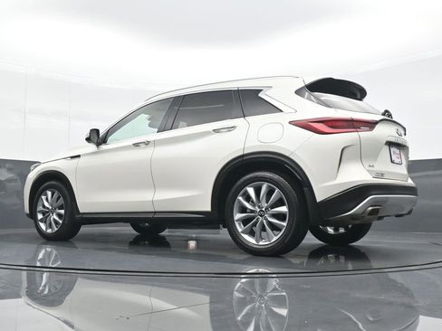 Used 2022 INFINITI QX50 Essential image 19
