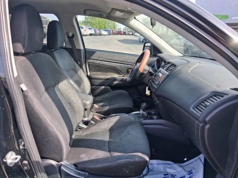Used 2015 Mitsubishi Outlander Sport ES FWD image 16