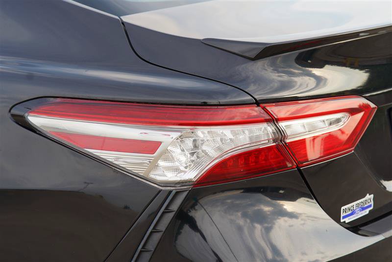 Used 2019 Toyota Camry XSE w/ Navigation Package FWD image 32