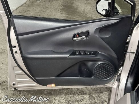 Used 2017 Toyota Prius Prime Advanced w/ Protection Package FWD image 19
