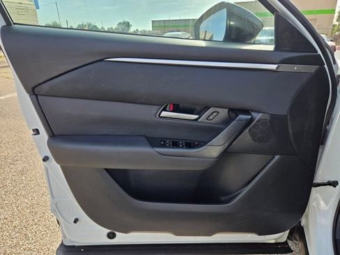 Used 2025 MAZDA CX-50 AWD 2.5 S w/ Preferred Package image 13