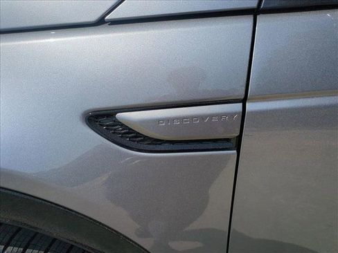 New 2026 Land Rover Discovery Sport Landmark AWD/4WD image 18