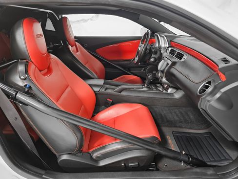 Used 2012 Chevrolet Camaro SS w/ RS Package RWD image 5