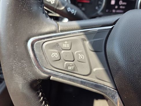 Used 2019 Chevrolet Equinox LT FWD image 24
