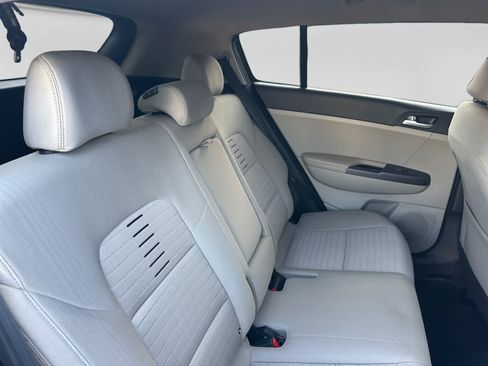 Used 2020 Kia Sportage LX w/ LX Popular Package FWD image 17
