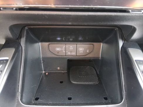 Used 2024 Kia Sorento S AWD/4WD image 28