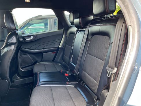 Used 2023 Ford Escape ST-Line image 25