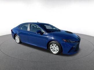 Used 2025 Toyota Camry LE video 2