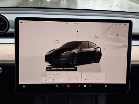 Used 2022 Tesla Model Y Performance image 16