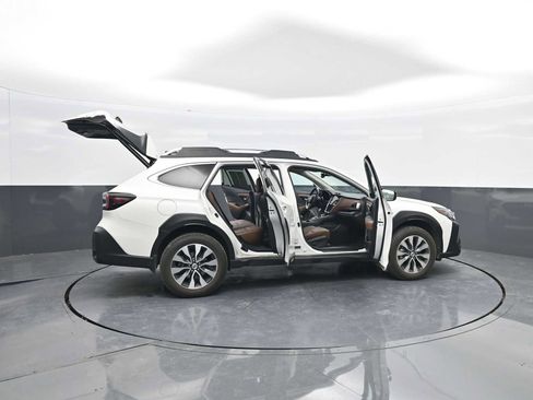 Used 2023 Subaru Outback Touring XT image 43