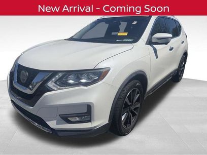 Certified 2018 Nissan Rogue SL w/ Premium Package