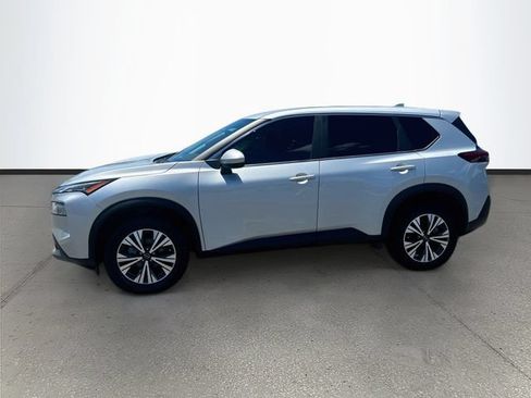 Used 2023 Nissan Rogue SV AWD/4WD image 4