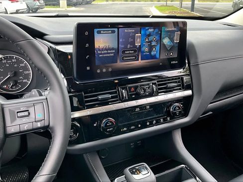 New 2026 Nissan Pathfinder SV image 6