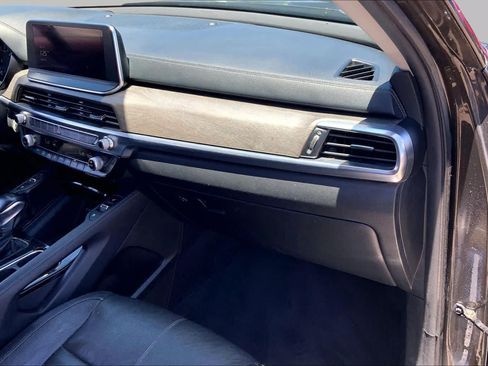 Used 2022 Kia Telluride SX w/ Towing Package FWD image 17