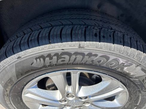 Used 2020 Buick Enclave Essence w/ Trailering Package, 5000 lbs. AWD/4WD image 16