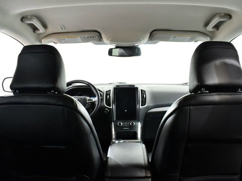 Used 2024 Ford Edge SEL w/ Convenience Package image 17