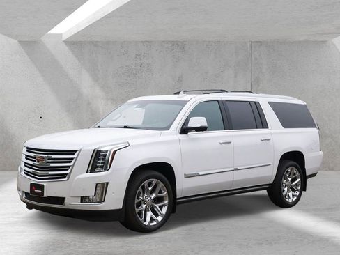 Used 2018 Cadillac Escalade ESV Platinum AWD/4WD image 6