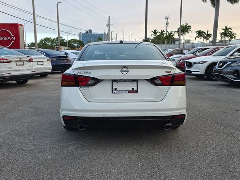 New 2026 Nissan Altima 2.5 SR w/ SR Premium Package FWD image 6