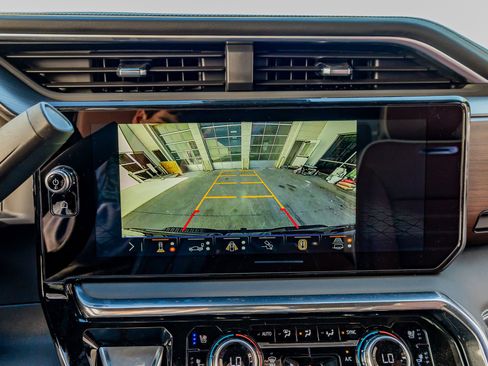 Used 2026 GMC Sierra 3500 Denali Ultimate image 26