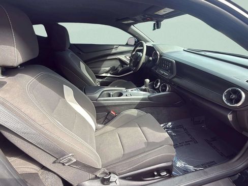 Used 2019 Chevrolet Camaro LT w/ 1LE Track Performance Package RWD image 29
