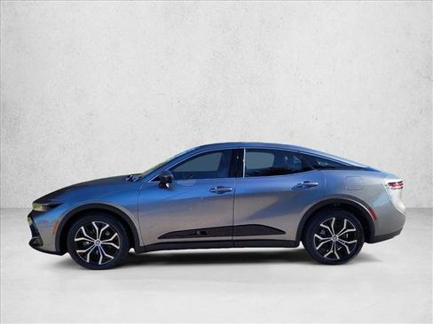 Used 2024 Toyota Crown Limited image 9