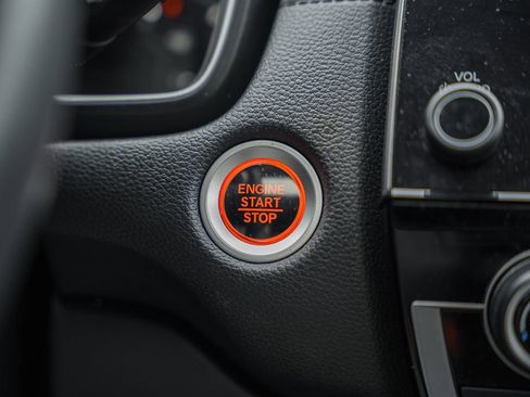 Certified 2022 Honda CR-V Touring image 30