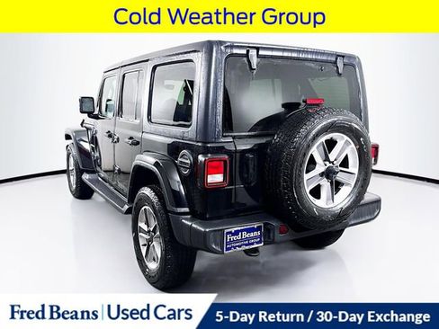 Used 2022 Jeep Wrangler Unlimited Sahara w/ Cold Weather Group image 7