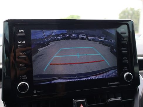 Used 2022 Toyota Corolla LE FWD image 16