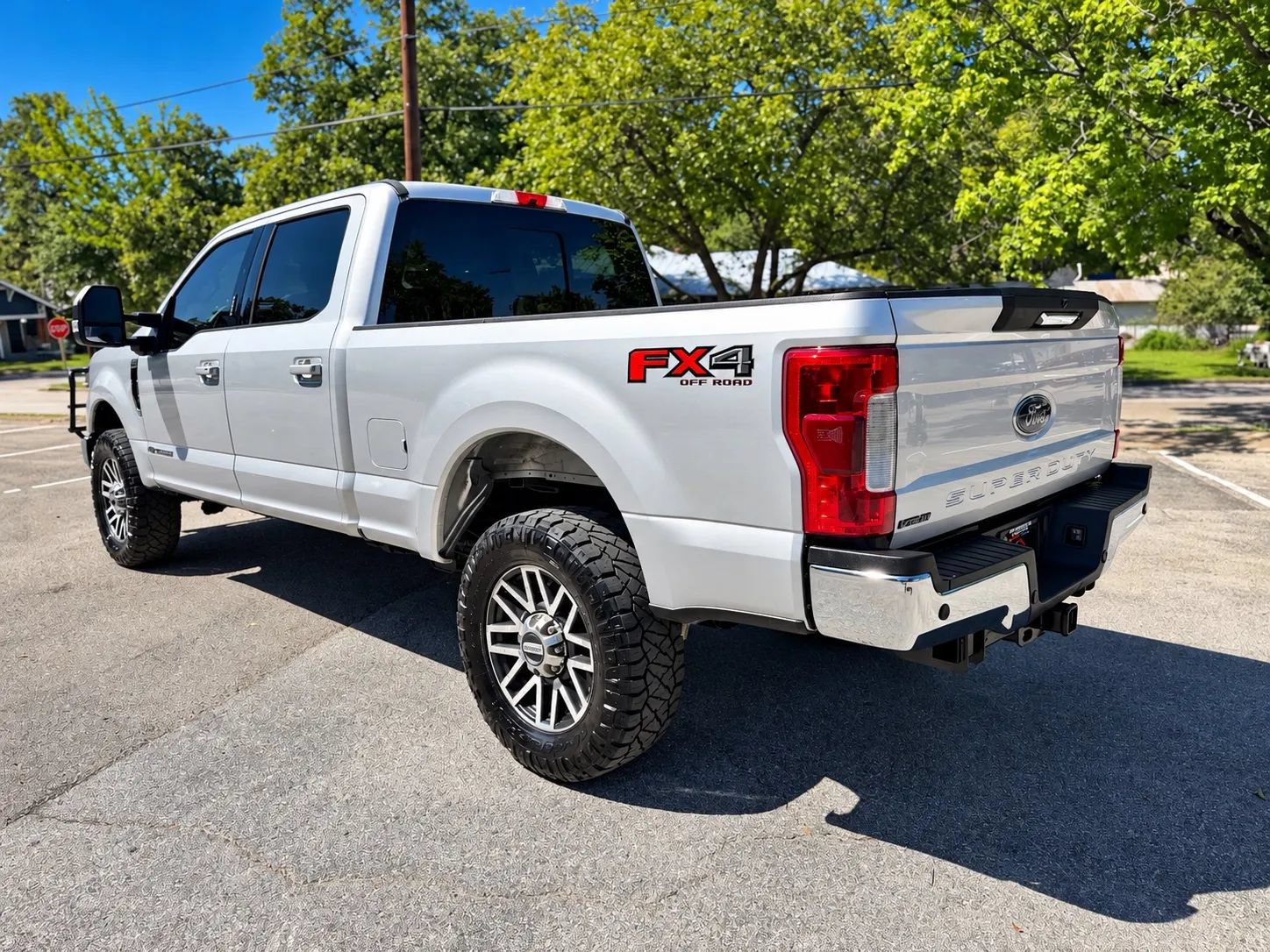 Used 2017 Ford F250 Lariat w/ Lariat Value Package AWD/4WD image 7