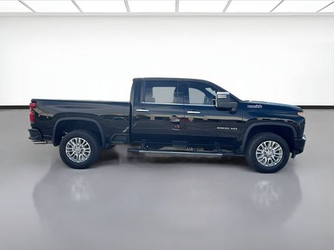 Used 2022 Chevrolet Silverado 3500 High Country AWD/4WD image 5