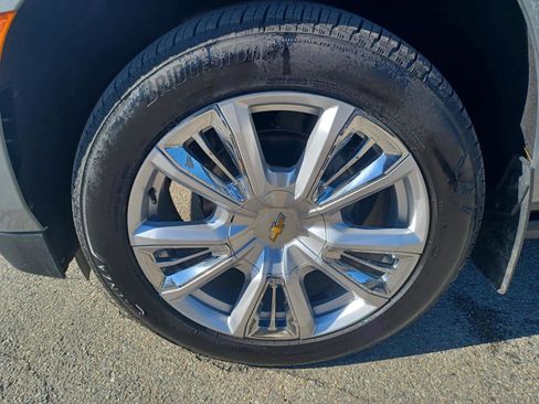 Used 2023 Chevrolet Suburban High Country w/ Premium Package 2 image 28