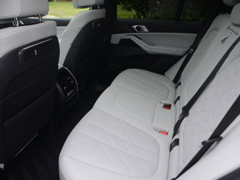 Used 2026 BMW X5 xDrive40i AWD/4WD image 15
