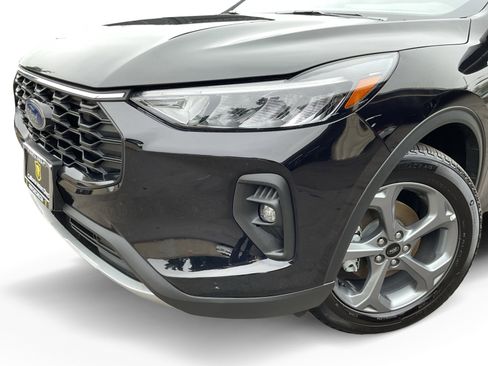 Used 2025 Ford Escape ST-Line Select image 9