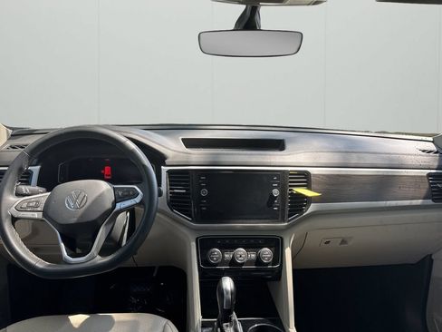 Used 2023 Volkswagen Atlas SE AWD/4WD image 9