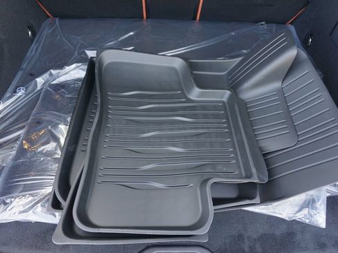 Certified 2026 Mercedes-Benz GLC 300 image 72