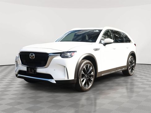 Used 2024 MAZDA CX-90 Plug-In Hybrid w/ Premium Plus AWD/4WD image 3