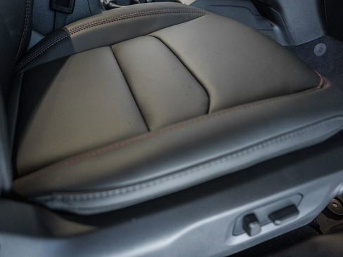 New 2025 Jeep Wrangler Unlimited Rubicon w/ Steel Bumper Group image 33