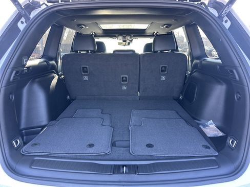 New 2026 Jeep Grand Cherokee Limited Reserve image 15