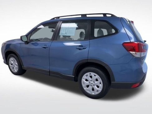 Used 2023 Subaru Forester AWD/4WD image 6