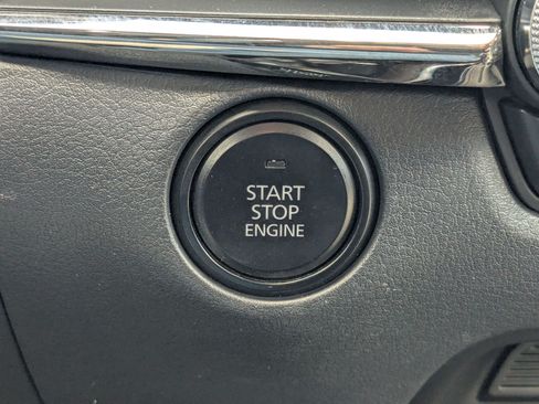 Used 2021 MAZDA CX-30 AWD 2.5 S w/ Premium Package image 24
