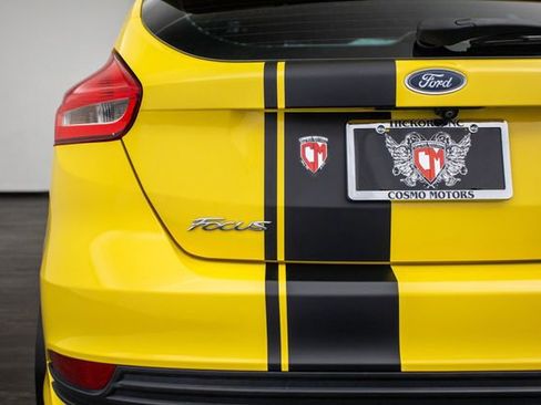 Used 2017 Ford Focus ST w/ Equipment Group 402A FWD image 38